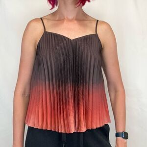 Banana Republic Women's Accordion Pleat Brown Red Ombre Tank Top XS Extra Small